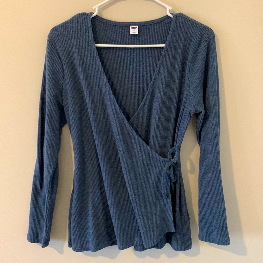 Drop Neck Long Sleeve Shirt